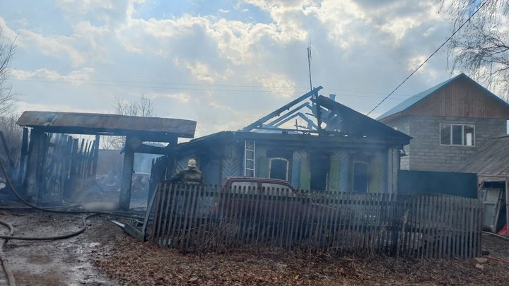 Гибель ребенка на пожаре в Свердловской области вылилась в уголовное дело