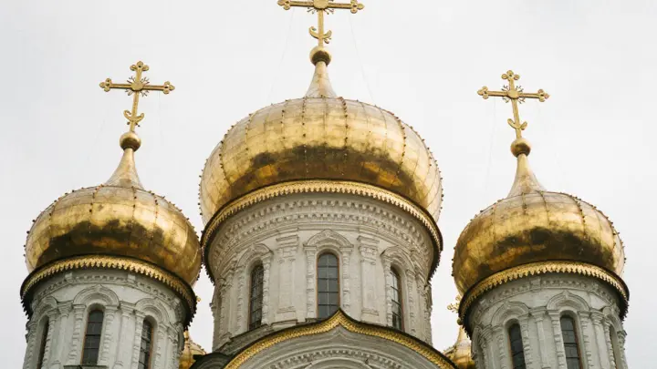 В посольстве России в Гвинее прошла Рождественская служба