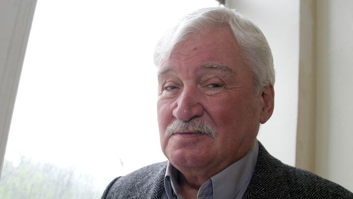 В 90 лет ушёл из жизни режиссёр фильмов о Шерлоке Холмсе и Докторе Ватсоне