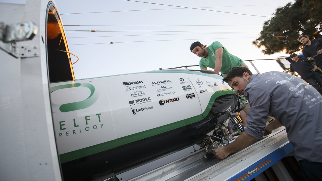 Санкции США не смутили разработчиков Hyperloop для реализации проекта в России Санкции США не смутили разработчиков Hyperloop для реализации проекта в России