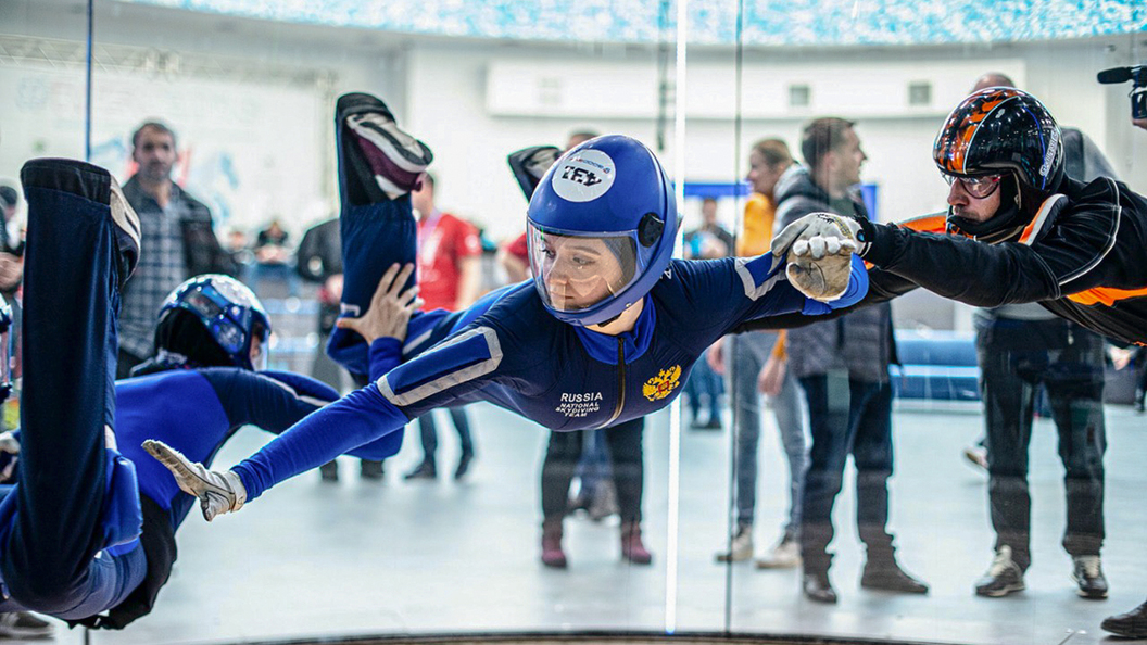 Do some flying. Аэротрубный спорт. Аэротруба в Грозном. Аэротруба Чечня. Аэротруба Омск.