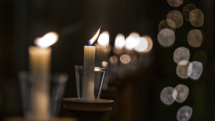 С кем простилась Россия в 2021 году