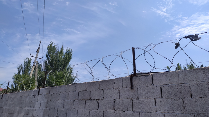 Первое заявление военкора Асламовой после того, как отпустили власти Косово: Называли меня шпионкой!