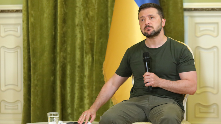 Зеленский признал невозможность возврата бывших территорий Украины силой