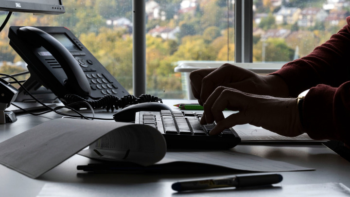 Twitter выдвинул посольству Китая условие разблокировки: Или вручную, или бан