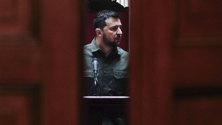 США окончательно прибили Украину. Вслед за незаметным арестом последовала громкая отставка