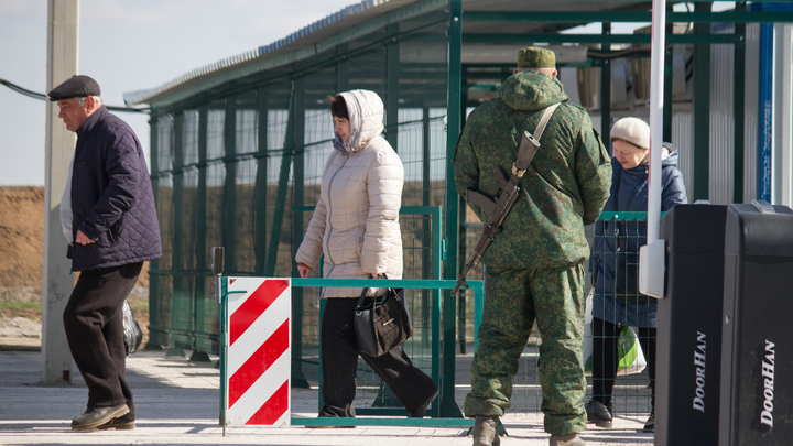 В Ростовскую область идет массовая эвакуация населения ДНР и ЛНР: что известно на данный момент