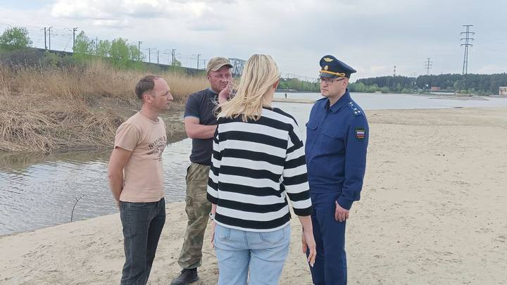 Прокуратура начала проверку жалоб о массовой гибели рыбы в Бердском заливе