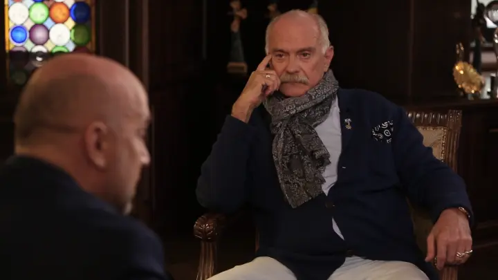 Братцы, вы или трусы наденьте, или крестик снимите: Хватит лгать народу. Никита Михалков обратился к властям