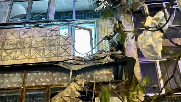 В сети появилось полное видео взрыва потерянной бомбы в Белгороде
