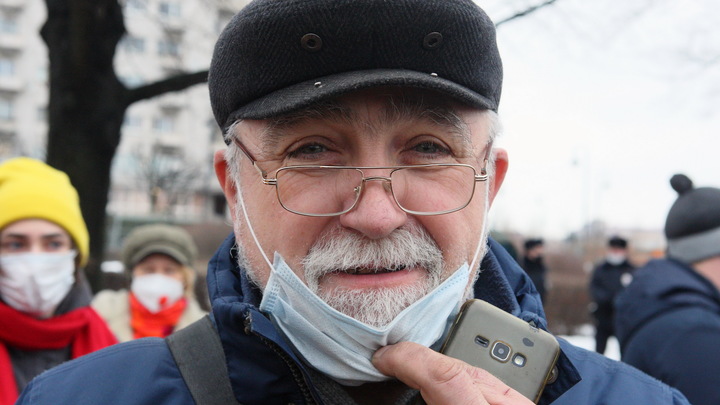 Мошенники взламывают телеграм-аккаунты с помощью подарка: что известно о новом способе
