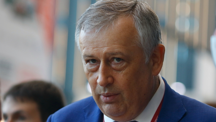 На чаше весов — жизнь: Дрозденко предупредил о новых ковид-мерах в Ленобласти