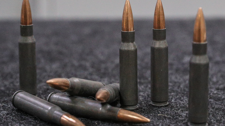 Shot: в подмосковном Королеве в подвале пятиэтажки нашли оружейный склад