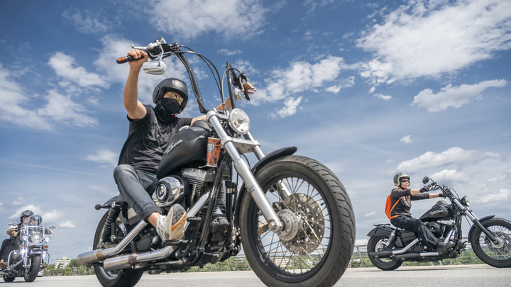 Задержанный по делу парка «Патриот» генерал Шестеров купил Harley Davidson