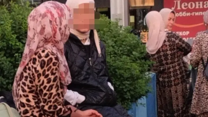 Оскорбляла венных: у мигрантки забрали паспорт России, но оставили в стране