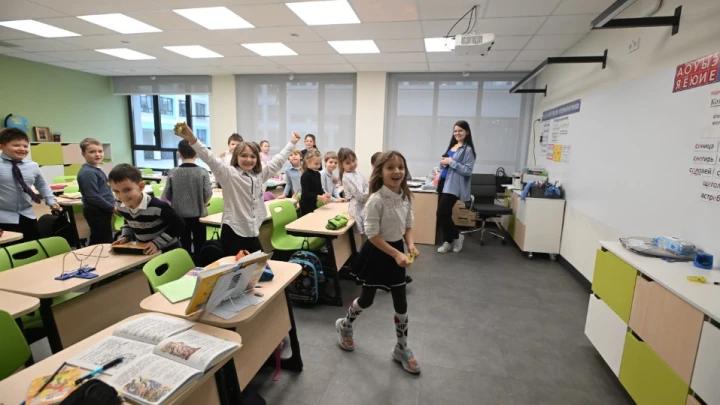 Минпросвещения определилось: Сколько часов должны учиться младшеклассники