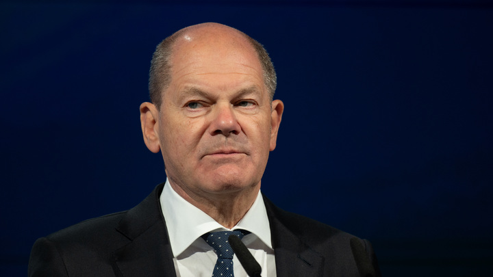 Шольц боится безучастности НАТО в случае конфликта Германии и России – Politico