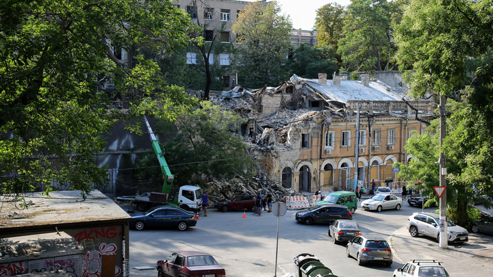 Сильный взрыв прогремел в Одессе