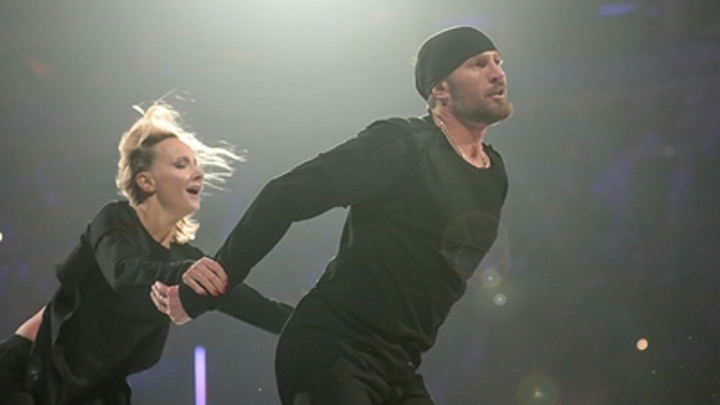 Костомаров опубликовал трогательное фото после выписки, показав своих спасителей