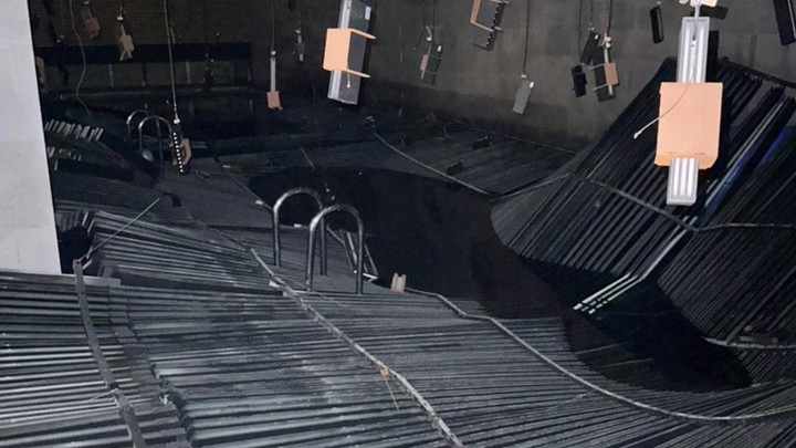 Во Владивостоке после обрушения потолка в РК «Акватория» начали проверку