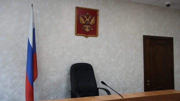 Водитель в Архангельской области попытался сбить сотрудника полиции: тот отскочил в сторону