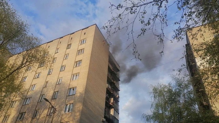 Во Владимире на пожаре в общежитии эвакуировали 50 взрослых и 20 детей