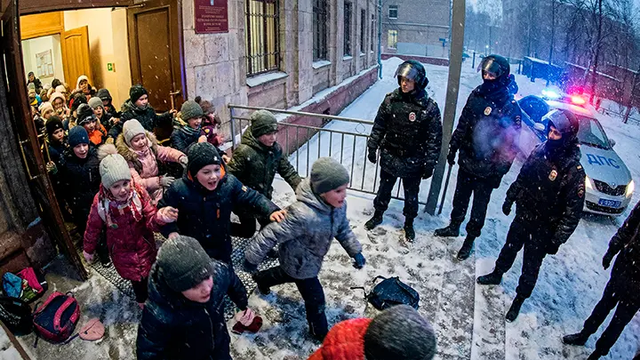 Резня в школе – диверсия? Раскрыта тайна секретного чата. Учительница успела спасти десятки детей