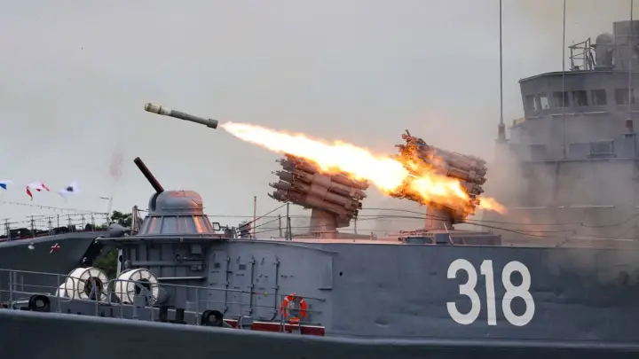 Не надо злить русский военный корабль: Эстонии представился шанс понять это - Блытов