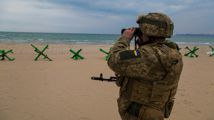 К берегам Одессы прибилась украинская мина