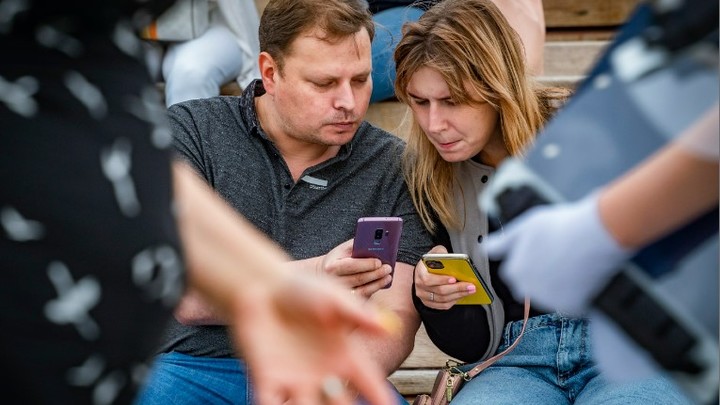 Блогеры попросили Путина разблокировать Instagram* и Facebook*: Обещают бороться за Россию