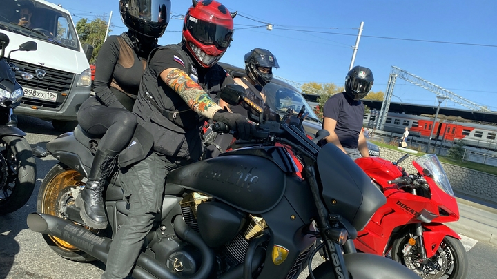 Мотобратство Москвы начало поиски убийцы байкера Кирилла из-за парковки