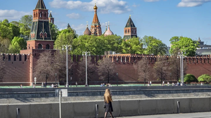 В России будут длинные выходные в мае и июне за счёт переноса праздничных дней: Названы даты