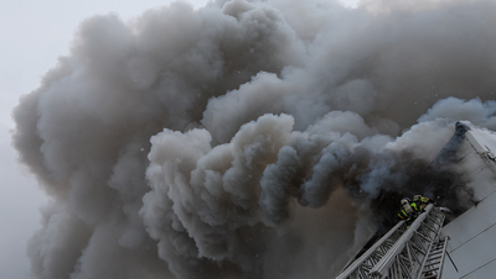 Удар по танкеру с зерном в Одессе: кто погиб, что известно, видео