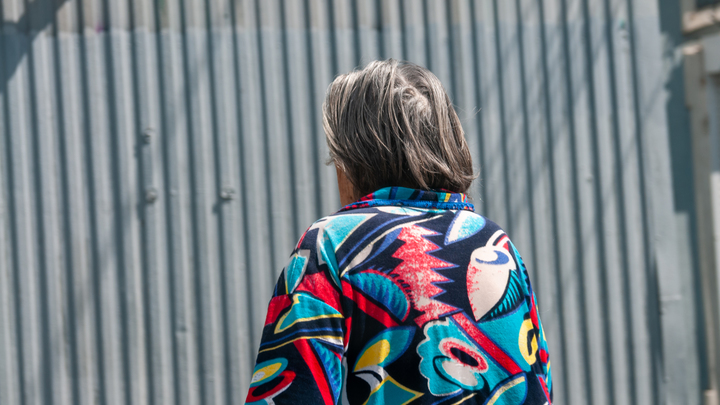 Длинные волосы в старости? Это возможно. Врач рассказала как