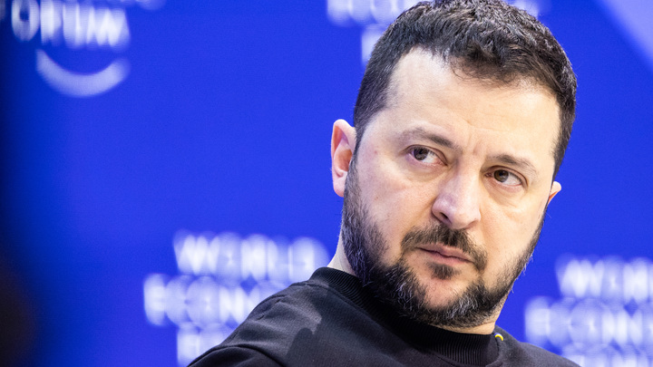 Зеленскому ищут замену. Закрытый опрос показал лидеров