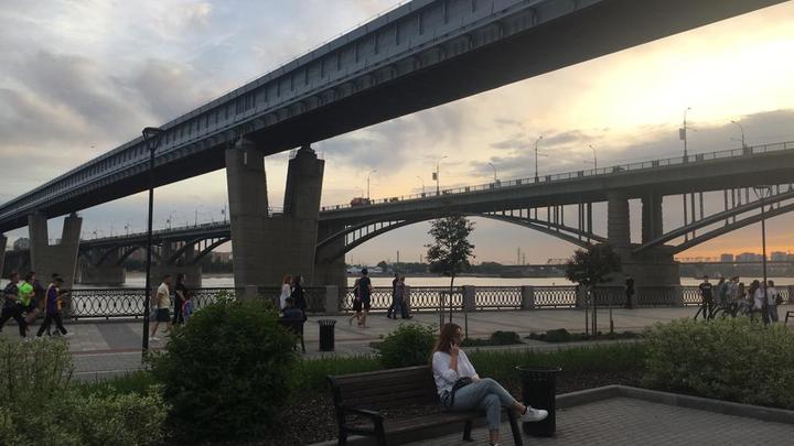 Итальянская свадебная карусель появится на набережной в Новосибирске