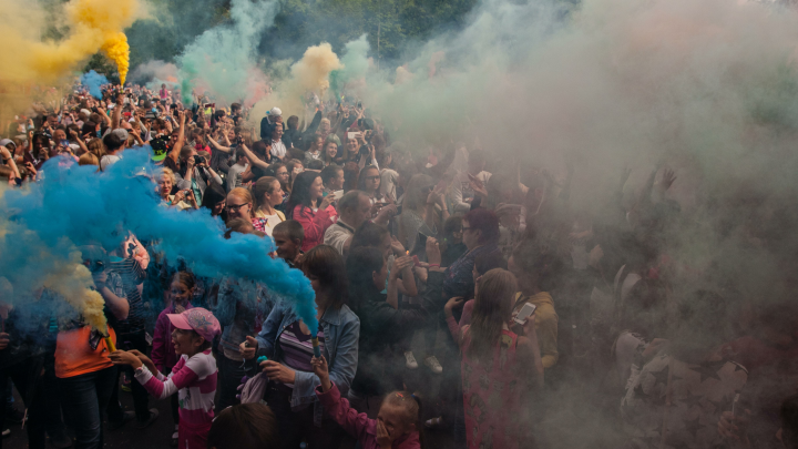 Пропалестинцы сорвали выступления премьеров Польши и Нидерландов в честь 80-летия освобождения от нацистов