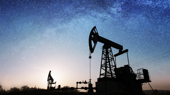 Крупнейшие покупатели в Азии отказываются от русской нефти из-за высоких цен