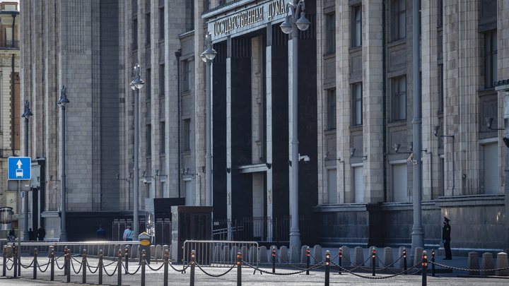 Чиновников решили прижать, но промахнулись: Предложена мера пожёстче