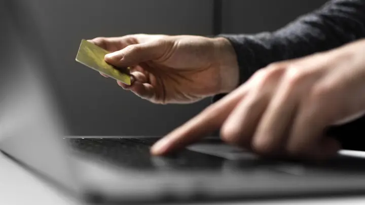 Продажу целебной земли и воды заблокировали на крупном маркетплейсе