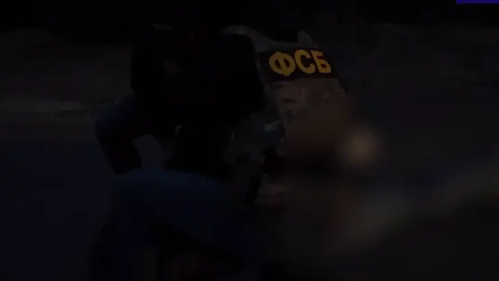 ФСБ показала видео задержания иностранца, готовившего теракт в Москве