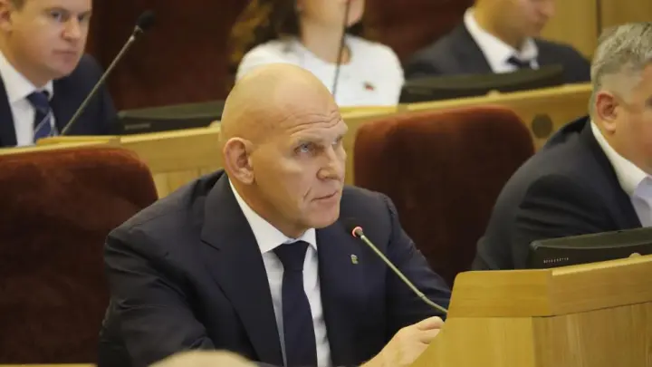 Александр Карелин остался сенатором от Новосибирской области