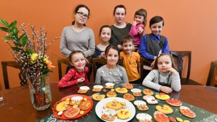 Многодетные семьи в зоне риска: Минтруд изменил приоритет по заключению соцконтрактов
