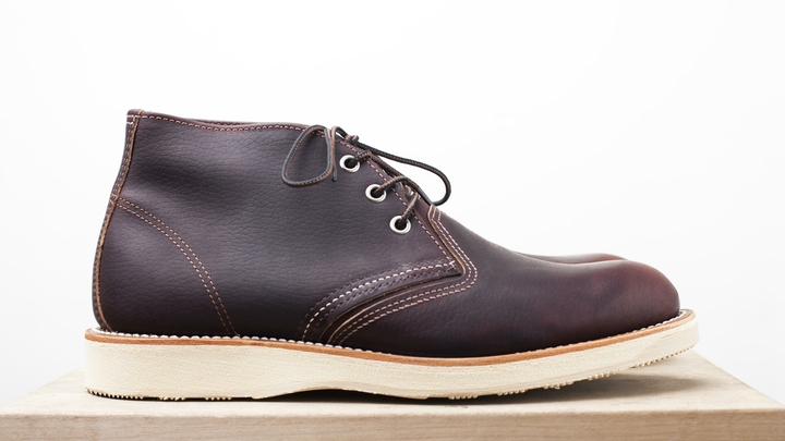 Дырявый ботинок кандидата в премьеры стал новым символом Британии: Последствия выстрела себе в ногу