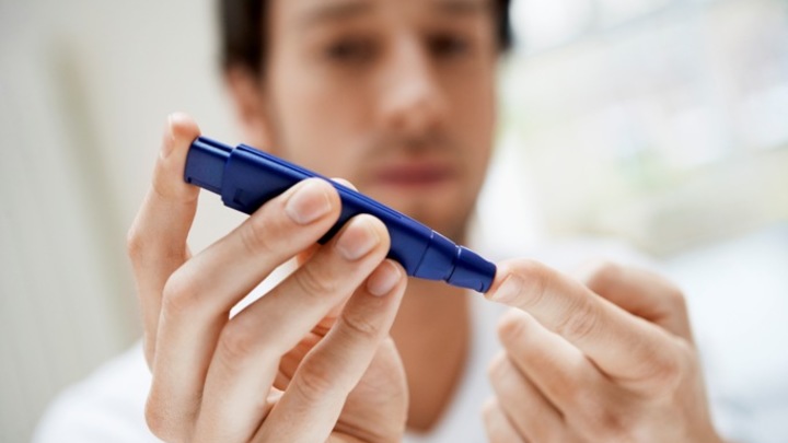 Врач-эндокринолог Максимова перечислила признаки «скрытого» сахарного диабета