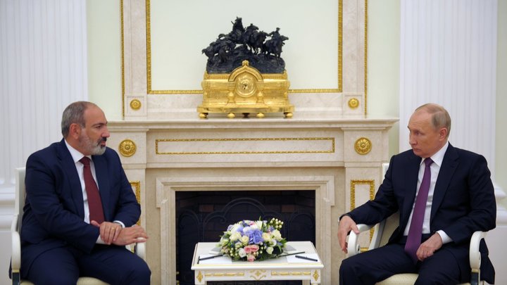 После беседы с главой ЕС Пашинян встретился с Путиным — начались переговоры