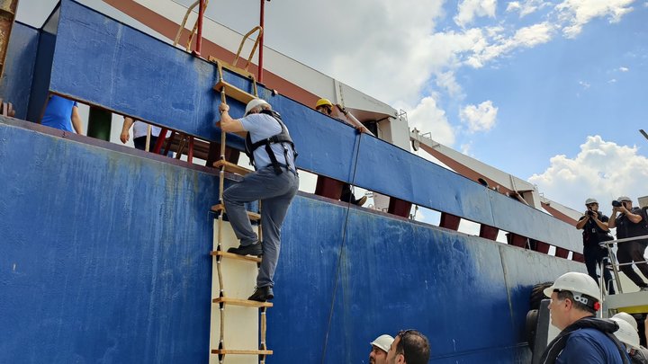 Министр из Турции эмоционально отреагировал на паузу в зерновой сделке