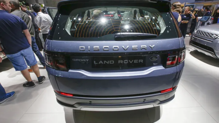 Прошло исследование: аналитики назвали десятку авто, которые владельцы продают спустя год