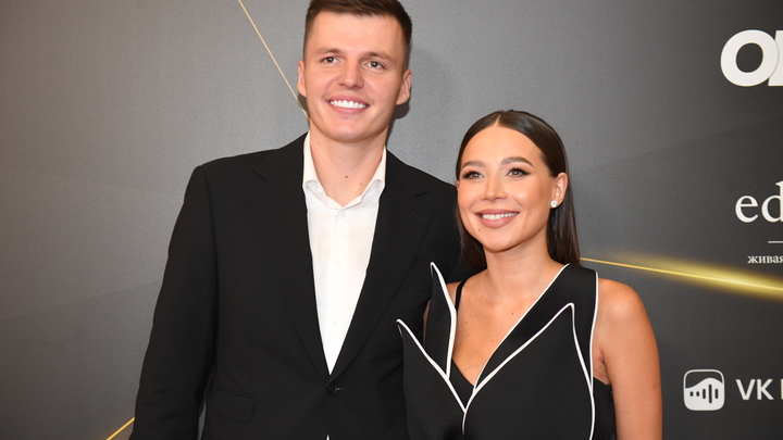 Наотмывали на 130 миллионов: против скандальных блогеров Чекалиных завели новое дело