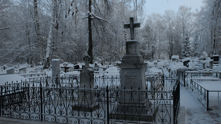 Скоро будем оформлять ипотеку на похороны: Читатели Царьграда - о частных кладбищах